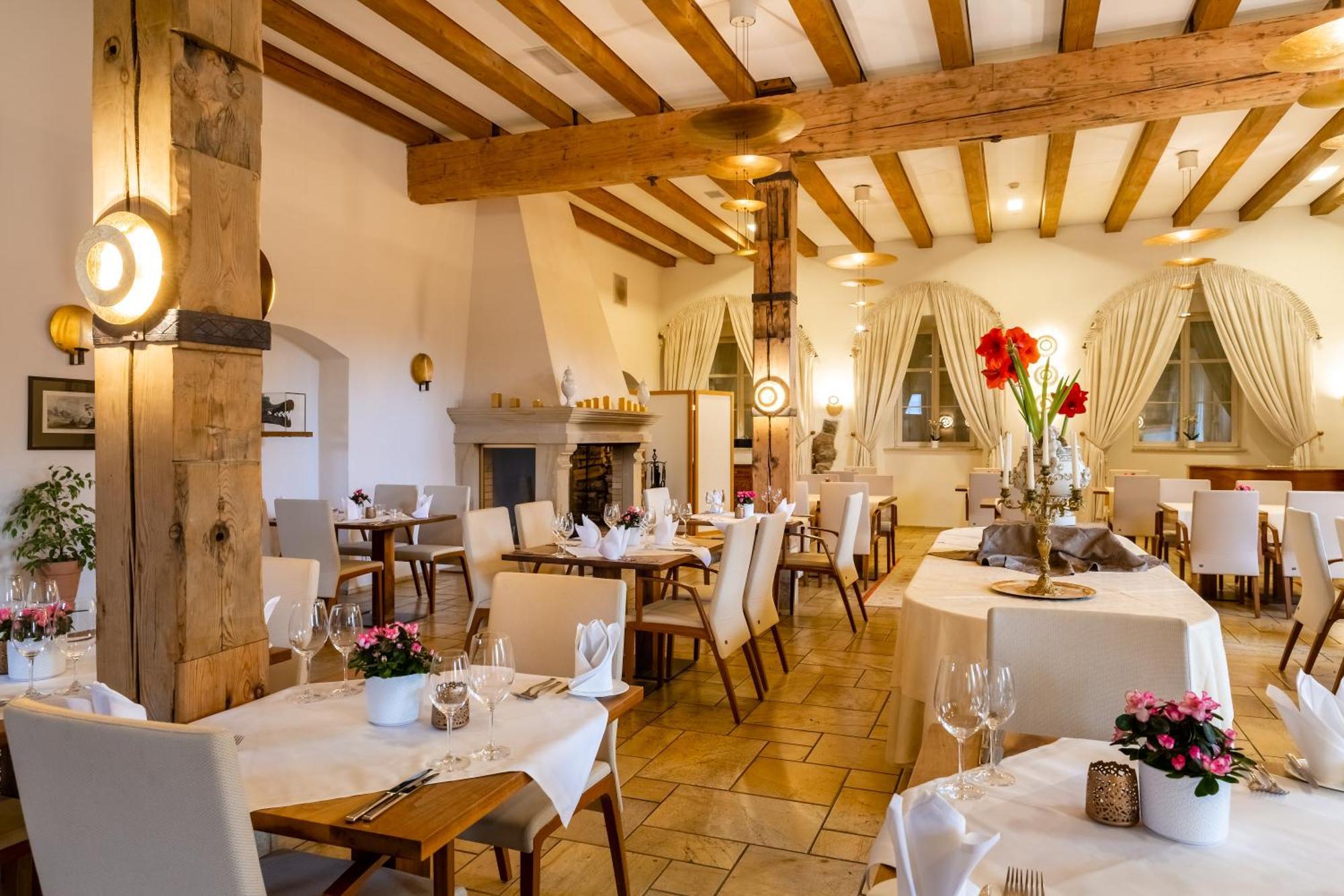 Palac Pakoszow Schlosshotel Wernersdorf Jelenia Góra Eksteriør billede Restaurant in Germany